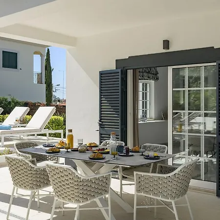 빌라 Olivia 알만실